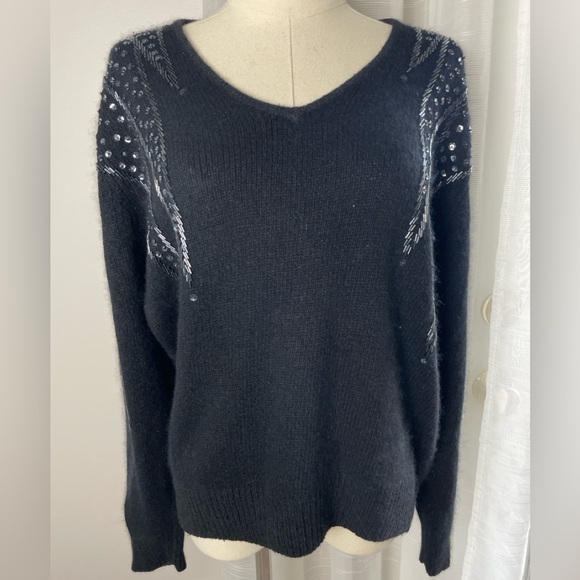 Vintage Le Chois Embellished Beaded Black Angora Wool & Silk Sweater Medium - Picture 5 of 10